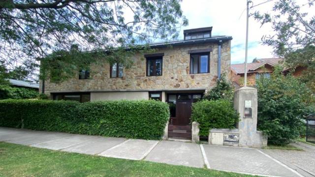 Fachada de la propiedad.